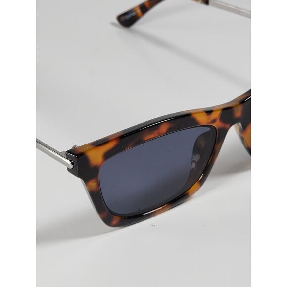 Foster Grant Full Cat Eye Brown Tortoise & Silver Metal Sunglasses 52661FGX201 - Picture 8 of 12